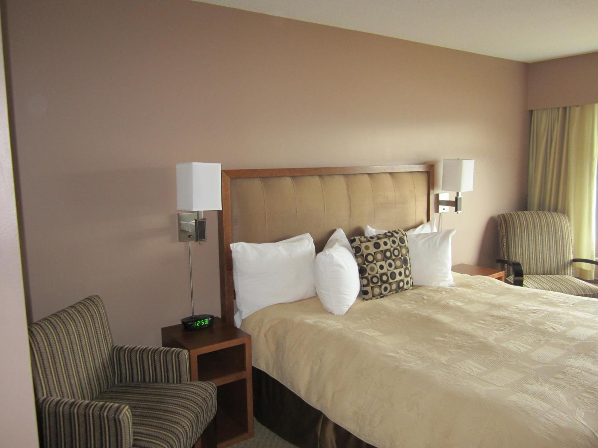 Inn On The Harbour Prince Rupert Ruang foto